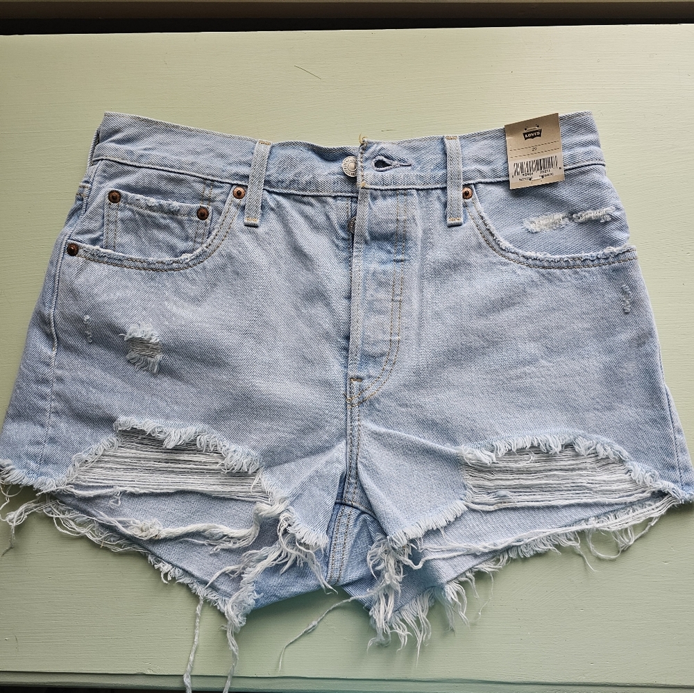 Womens Jean Shorts Levi Strauss 501  Distressed Denim Shorts Size 29